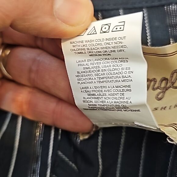 Wrangler Western Shirt size small - Picture 8 of 8